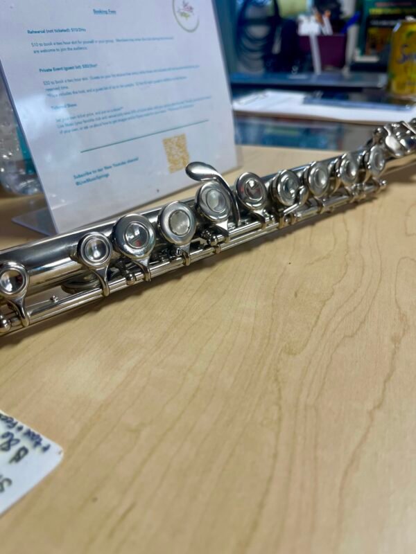 Silver Nickel Plated Selmer Bundy Flute - Image 7